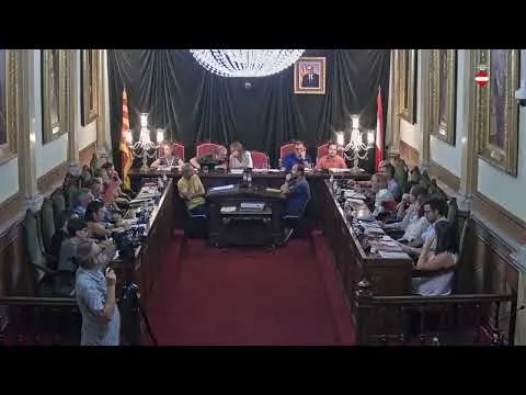 Mocions del PSC i Ciutadans centren el ple del mes de setembre