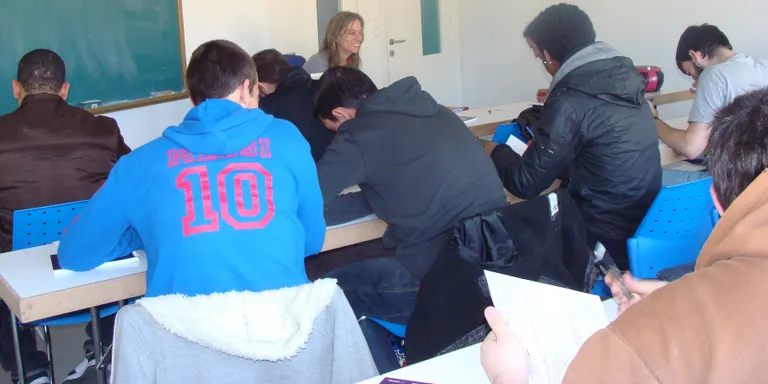 Empresaris i joves del programa Suma't a l'Alt Urgell es troben en un workshop