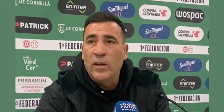 El Nàstic destitueix a Raül Agné com a entrenador del primer equip
