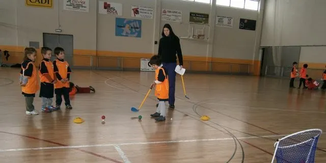 L'Escola Albert Vives dóna a conèixer el golf als alumnes