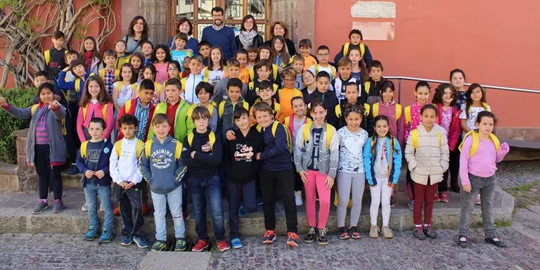 Visita d'alumnes de l'Escola Albert Vives a l'Ajuntament de la Seu