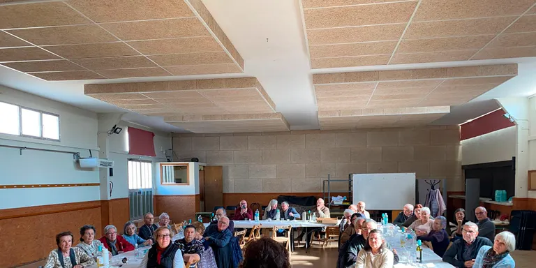 Riner homenatja les tres veïnes de més edat del municipi