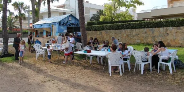 Comencen les sessions de contacontes a la Bibliomar