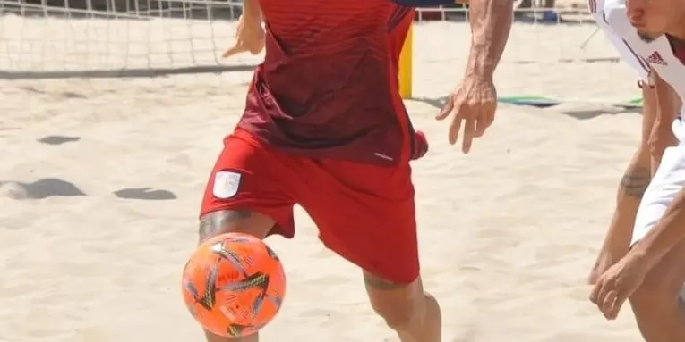 Samu Garcia: “Des del primer moment tenia clar que volia jugar a futbol platja amb el Marina Cambrils”