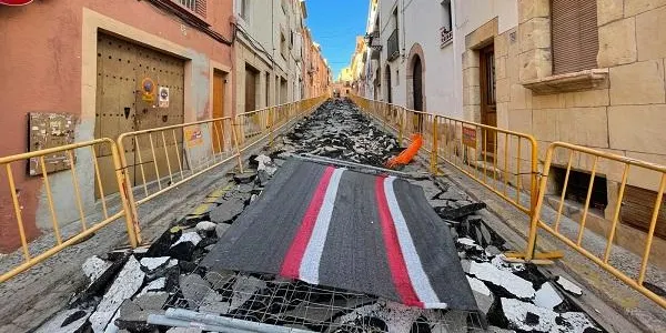 Les obres del carrer de Dalt d’Altafulla avancen amb el ritme previst