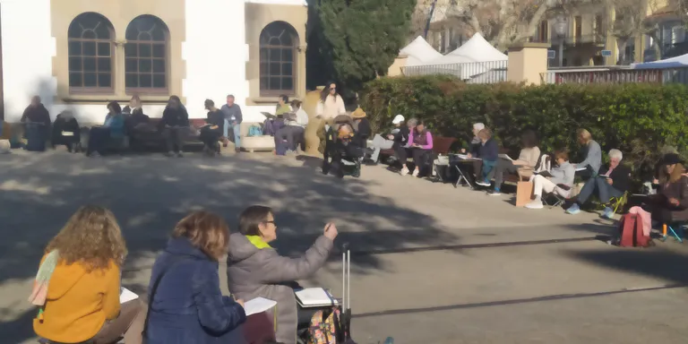 Els ‘Urban scketchers’ del grup ‘Dibuixem Maresme’ retraten el Calisay