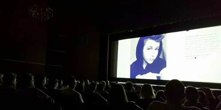 Un emotiu passi de ‘Me llamo Violeta’ omple La Sala
