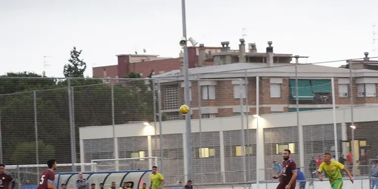 L’Olímpic comença a marcar la cursa de fons amb el Castellar