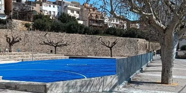 Finalitza la remodelació de la plaça de la Bassa de la Pobla de Montornès