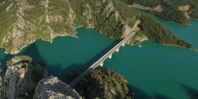 Front comú dels ajuntaments de la Vall de Lord per anticipar els veïns dels talls de la carretera de la Llosa pels rodatges