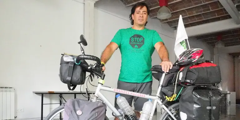Néstor Yuguero explica a la Seu la ruta de 'Les 5 de la PAH'