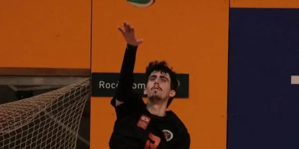 El CEVOL Torredembarra fa un pas enrere a la pista del CV Olot (3-0)