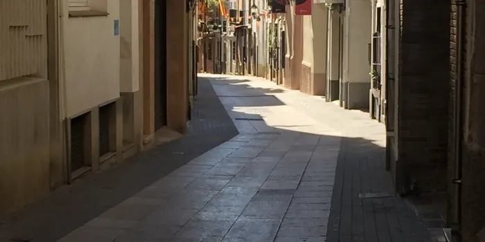 El volum de vehicles que passen pel carrer de l’Església baixa considerablement des que s’ha posat en marxa la càmera