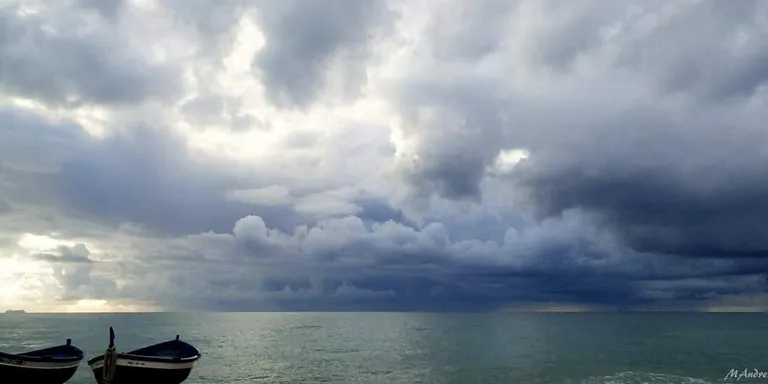 Tarda amb risc de tempesta acompanyada de calamarsa