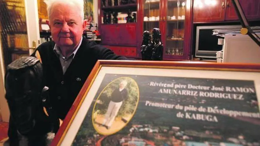 IRUN DESPIDE A AGUSTÍN UGARTE, MEDALLA DE ORO DE LA CIUDAD