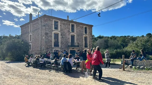 El Cau de Caldes reivindica a la rua de Carnestoltes la necessitat d’un local propi