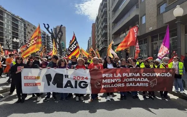 Unes 400 persones reclamen a Tarragona plena ocupació i reduir la jornada en la manifestació del Primer de Maig