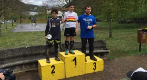  Buena actuación en Trialsin del Club Ciclista Irunes en Arechabaleta.