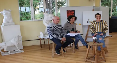 TODO LISTO EN LA ACADEMIA MUNICIPAL DE DIBUJO Y PINTURA PARA LA LLEGADA DE SUS ALUMNOS/AS