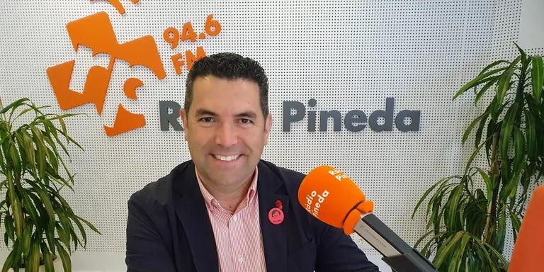 Xavier Amor (PSC): «Salvador Illa té les idees molt clares i a Pineda ens hi juguem l'atenció a la gent gran, la Llei de Barris, més Mossos o ajudes a les urbanitzacions»