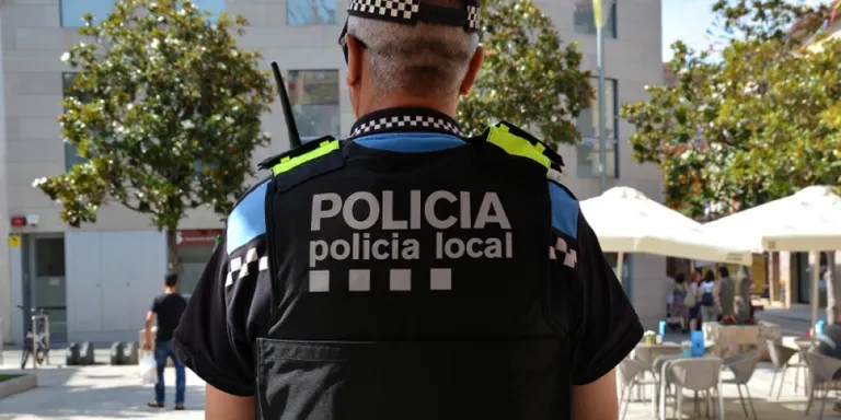 El Ple d'agost nomenarà càrrecs de confiança i reclassificarà la categoria professional dels policies locals