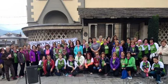 Caminada contra el càncer de mama a la Seu
