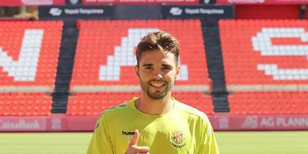 El Nàstic fitxa a Fran Carbia mentre que David Goldar marxa a l’Ibiza