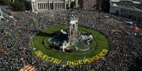 200 altafullencs celebren la Diada Nacional de Catalunya a Barcelona