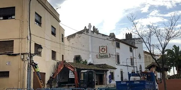 La reparació de la xarxa de clavegueram obliga a tallar la circulació al carrer del Mar d’Altafulla