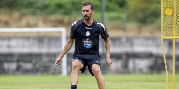 Alberto Benito espera la seva oportunitat després de superar els problemes en l’adductor