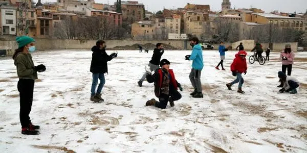 La neu enfarina diversos punts del Camp de Tarragona i les Terres de l'Ebre
