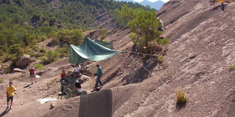 Nova excavació a Coll de Nargó per extreure un esquelet fòssil de 65 milions d'anys