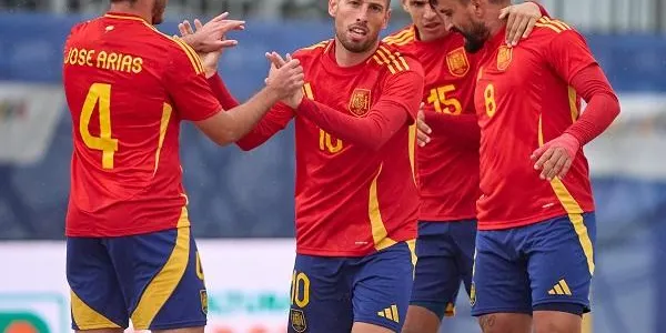 Els torrencs José Arias i Eliott Mounoud afronten els quarts de final de la Superfinal de la Lliga Europea