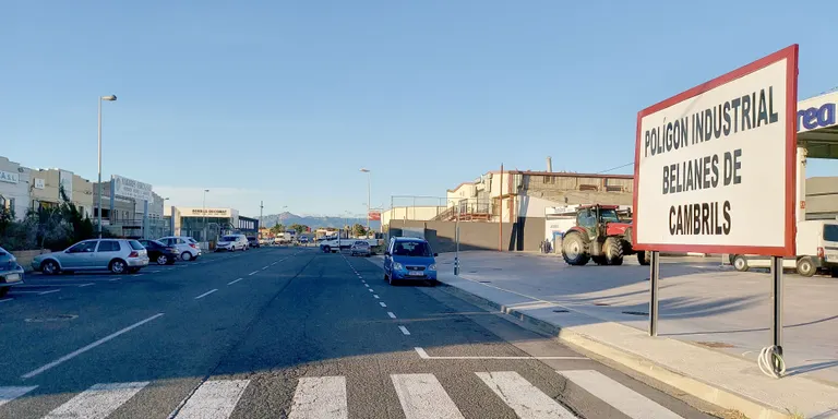 L’equip de govern estudia si ubicar la nova nau de la brigada al polígon Belianes Sud o als Antigons