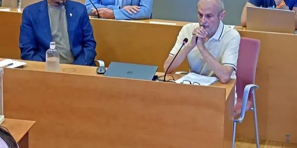 L’exigència per al trasllat del pas de trens de mercaderies a l’interior arriba al Ple de Torredembarra