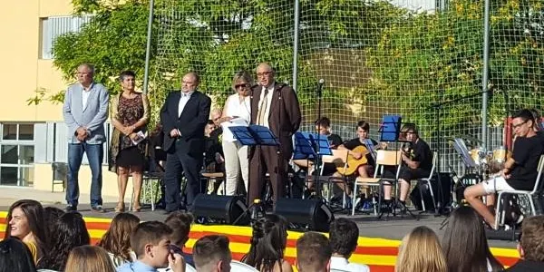 L’Institut celebra el deus anys amb un acte emotiu amb tots els protagonistes