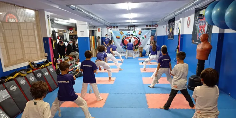 Oberta la inscripció per a classes de capoeira mandara