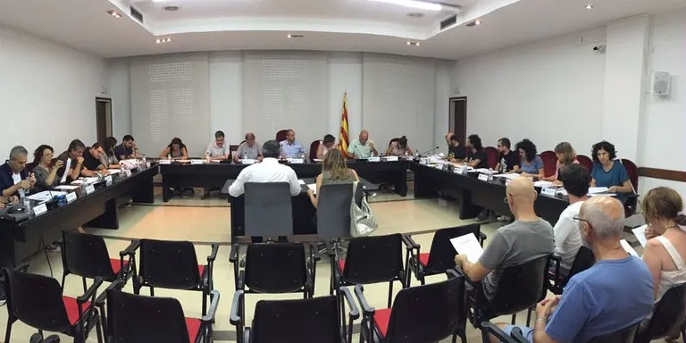 Dijous 19 d’octubre, ple ordinari a les 8 del vespre
