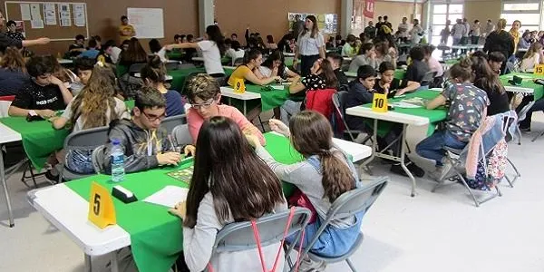 Una norantena de jugadors participen en la Gran Final del Xè Campionat de Scrabble Escolar dels Països Catalans a Altafulla