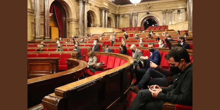 ERC, Junts i CUP s'acullen al dictamen que manté l’escó de Juvillà i reiteren la defensa de la sobirania del Parlament
