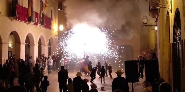 Llum verda a les festes majors i revetlles amb restriccions