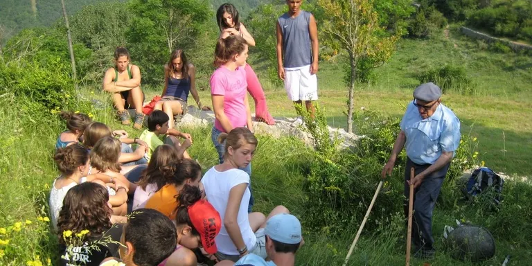 Una vintena de joves ajudaran a recuperar l'entorn natural d'Arsèguel