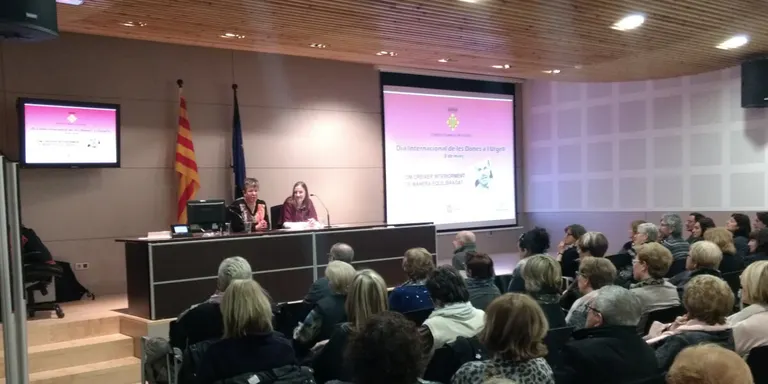 El SIAD atén unes 150 consultes de dones durant el 2018