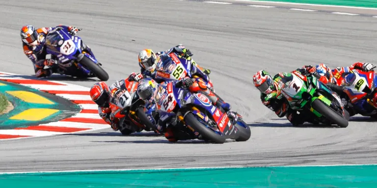 Les Superbikes arriben a Catalunya amb el lideratge d’Àlvaro Bautista