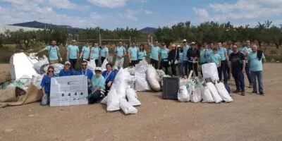Els centres educatius vallencs participen en el ‘Let’s Clean Up Europe’