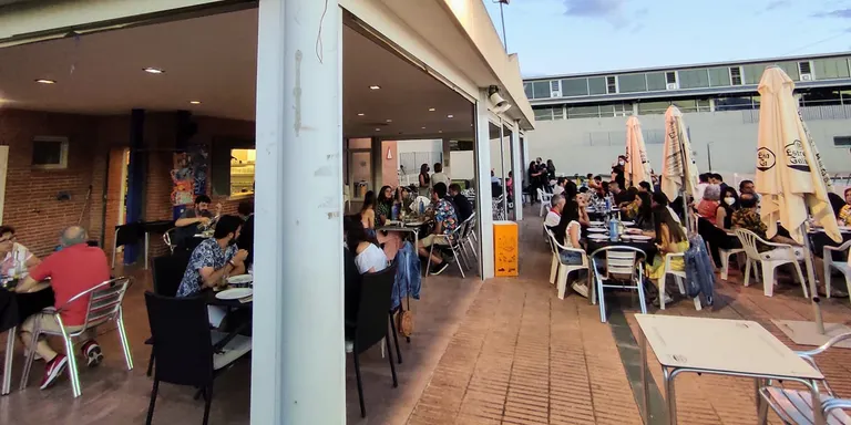 El Bar de les piscines inaugura avui la temporada