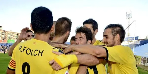 El CF Reus es retroba amb la victòria a La Condomina després de superar per 0 a 2 l’UCAM Murcia