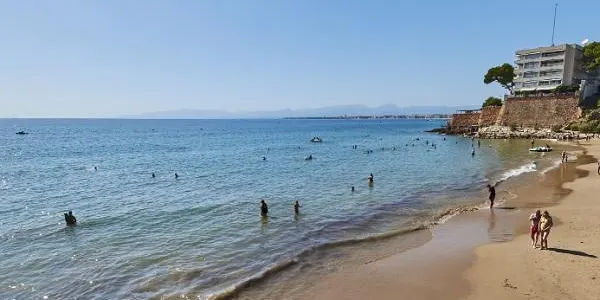 Tres morts per ofegament a la platja de Salou aquest dijous