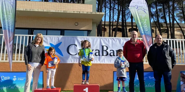 Begur celebra la tercera jornada Comarcal de Cros amb 150 corredors i dos podis locals