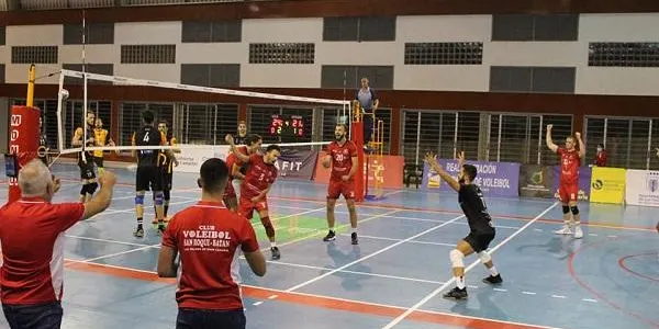 El CEVOL Torredembarra eleva el nivell competitiu, però cau davant el CV San Roque (3-1)